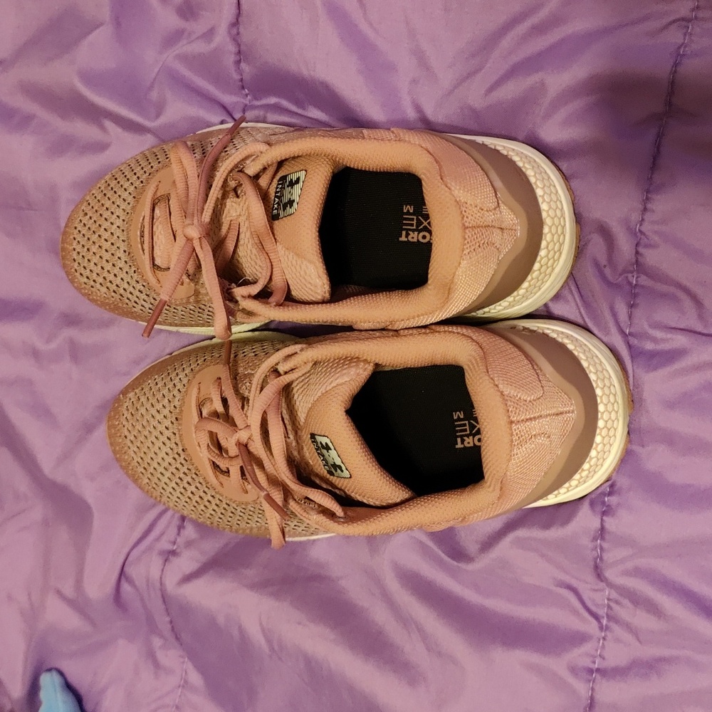Sneakers - Picture 2 of 3